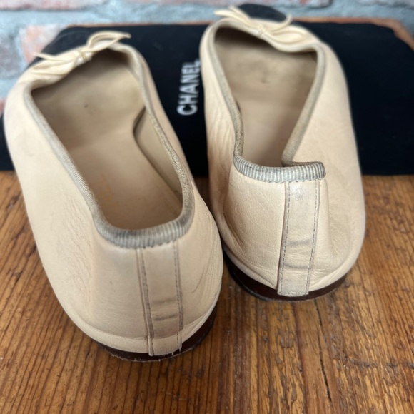 Chanel Interlocking CC Logo Ballet Flats Beige Size 39 - Picture 5 of 6